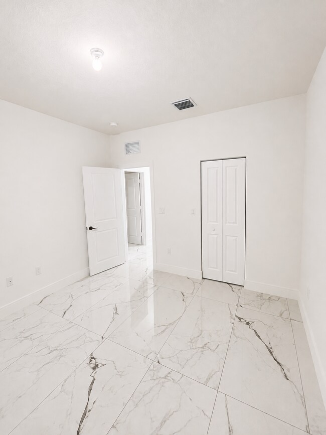 Foto del edificio - 12901 SW 229th St