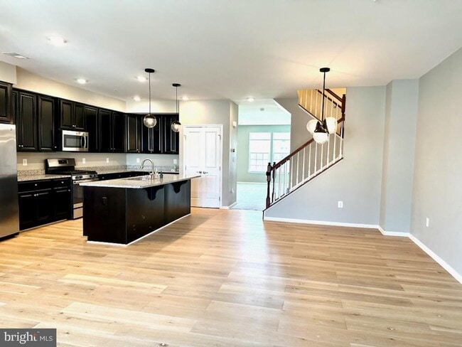 Building Photo - 5312 N Center Dr