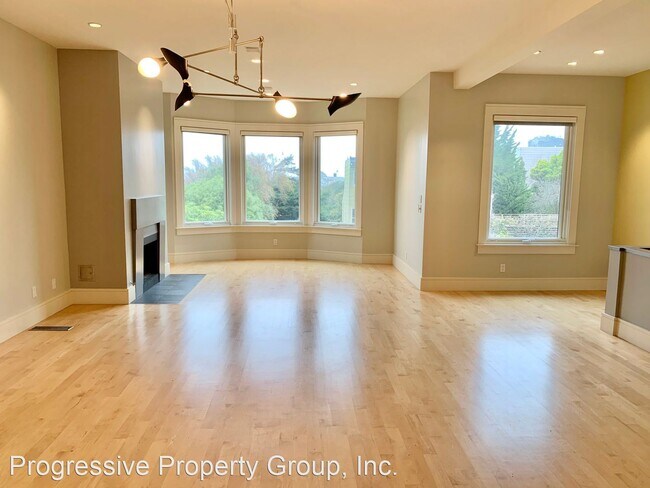 Building Photo - 3 br, 2.5 bath House - 19 Carmel Street
