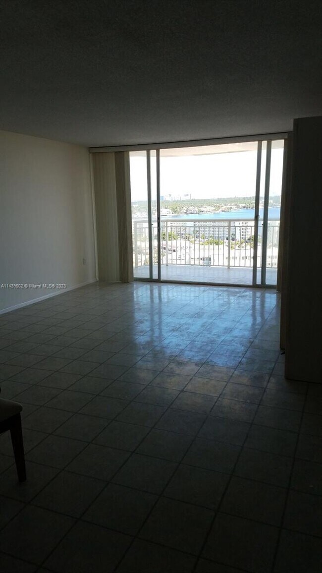 18031 Biscayne Blvd Unit 1501, Aventura, FL 33160 Condo for Rent in