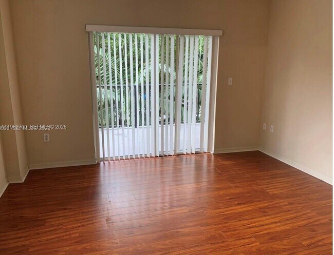 Foto del edificio - 3410 Coral Wy