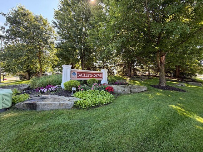 Foto del edificio - 5653 E Grove Dr SE