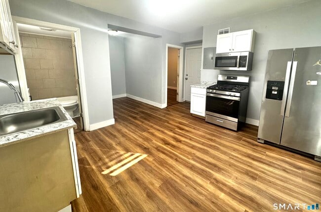 Foto del edificio - 6 Grove Ct