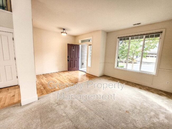 Foto del edificio - 22913 36th Ave SE