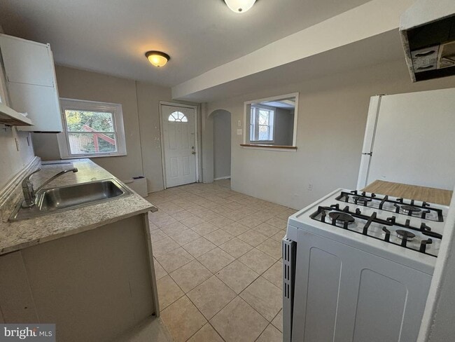 Foto del edificio - 165 Erial Rd