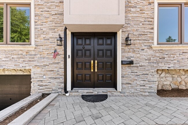Photo - 275 Alfred Ave (Englewood Cliffs, NJ) House