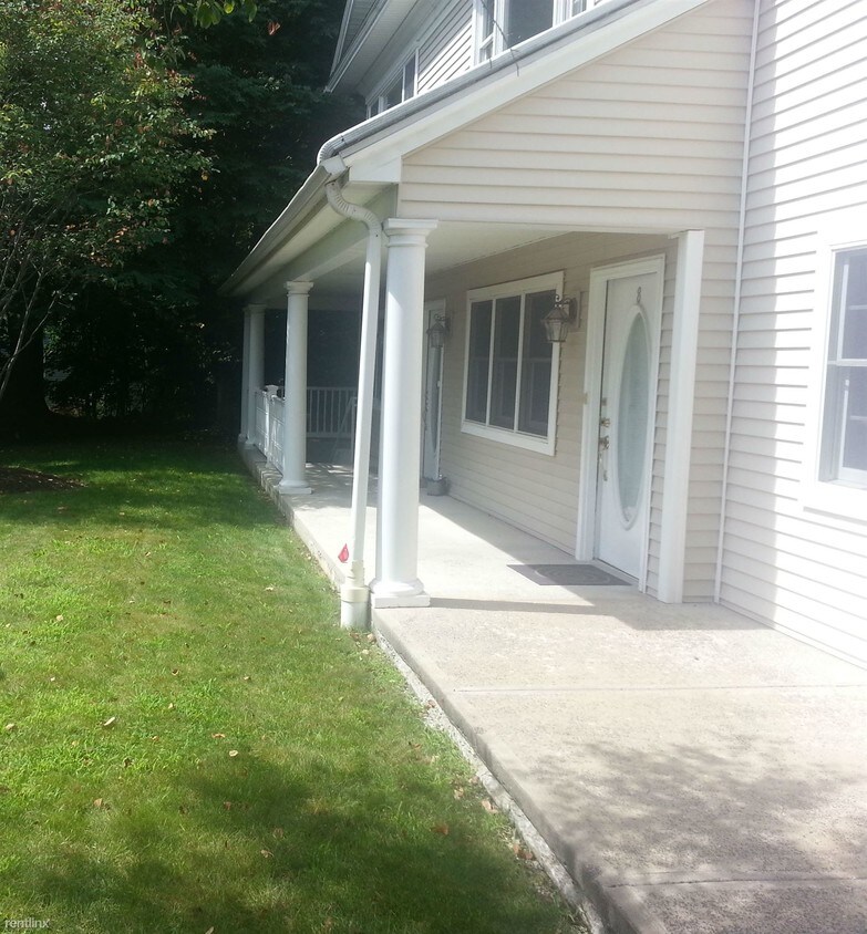 20 Cross St Unit 8, Westport, CT 06880 Condo for Rent in Westport, CT