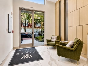 Interior Photo - Vivre