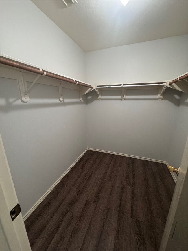 Foto del edificio - 20131 Pioneer Ridge Dr