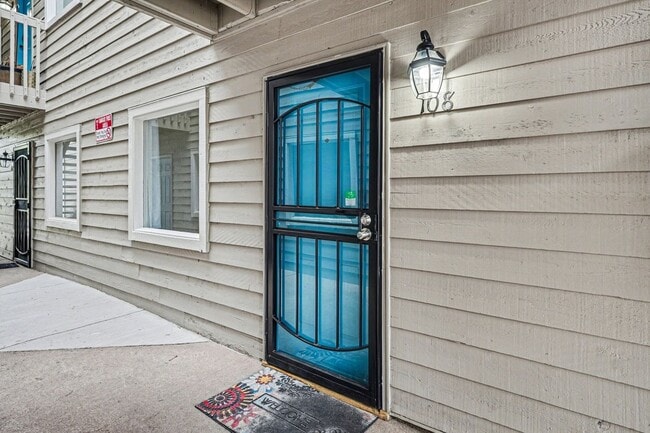 Photo - Updated 2 Bedroom 2 Bathroom Condo in Lakewood!