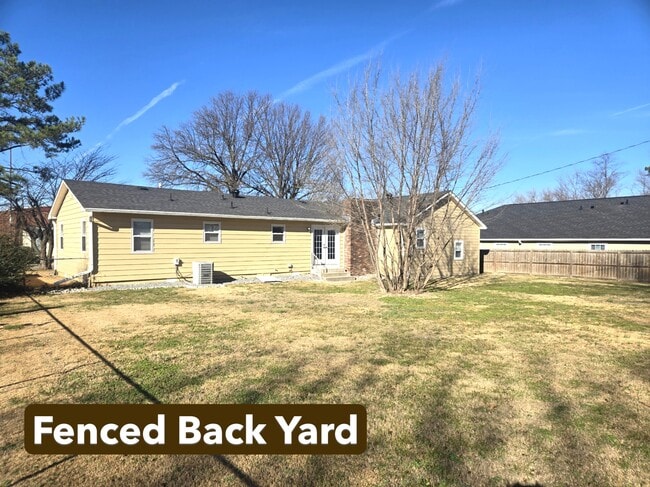 Foto del edificio - 903 Young St