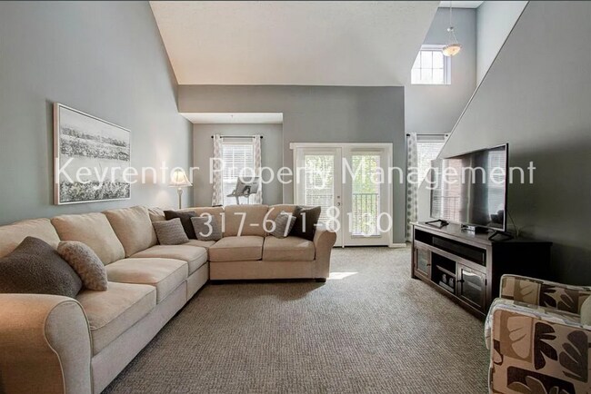 Foto del edificio - Discover this well-appointed 3-bedroom, 2-bath home in Indianapolis within an HOA community