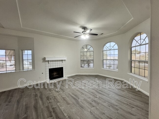 Foto del edificio - 2184 Emerald River Cir