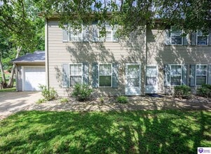 Building Photo - 2943 S Wilson Rd