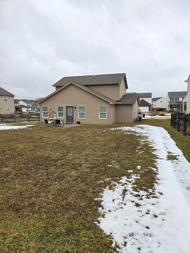 Foto del edificio - 506 Sudbury Dr