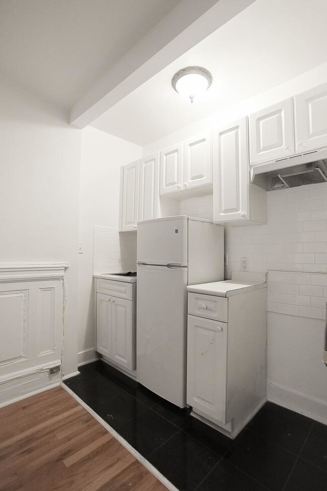 Foto del edificio - 0 bedroom in New York NY 10128