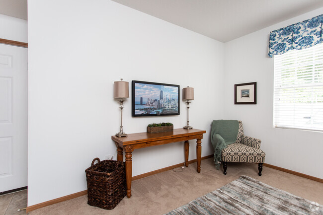 2BR, 1BA - 933 SF - The Grove - Brookfield Village Apartments