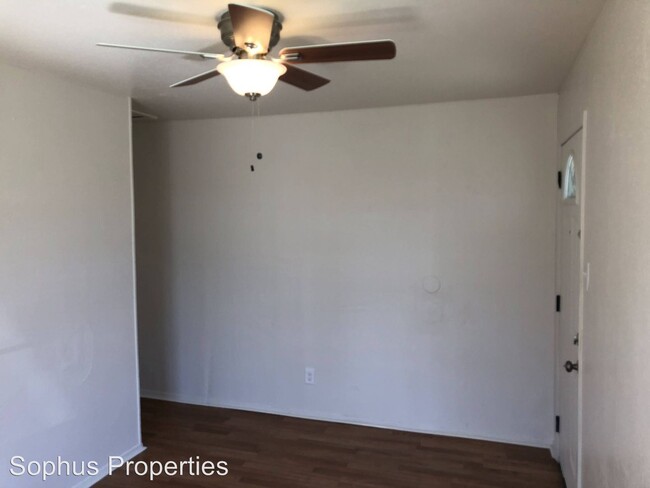 Building Photo - 835 Allende Dr