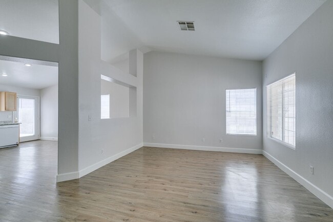 Building Photo - Single-Story Silverado Ranch Home with Spacious Open Layout