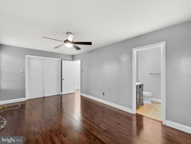 Building Photo - 11780 Lone Tree Ct