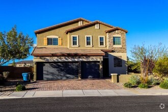 Building Photo - 109 Strone St