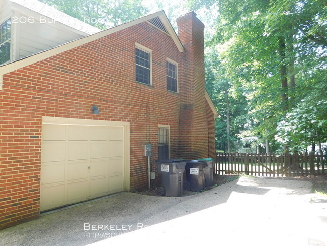 Building Photo - 206 Buford Road