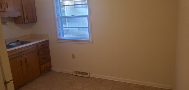 Foto del edificio - 2512-2514-2514 Braemore Rd