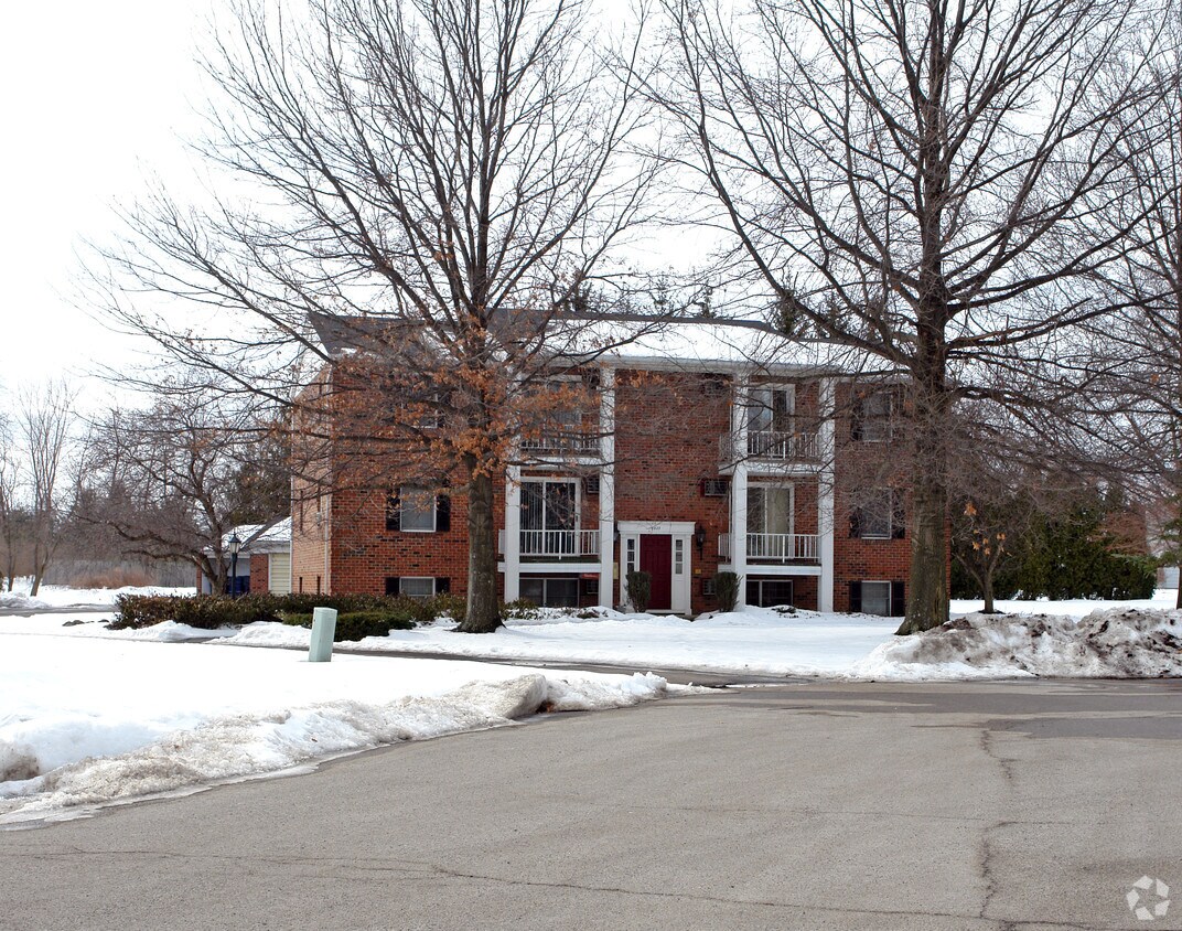 Foto principal - 8427 Colwyn Ct