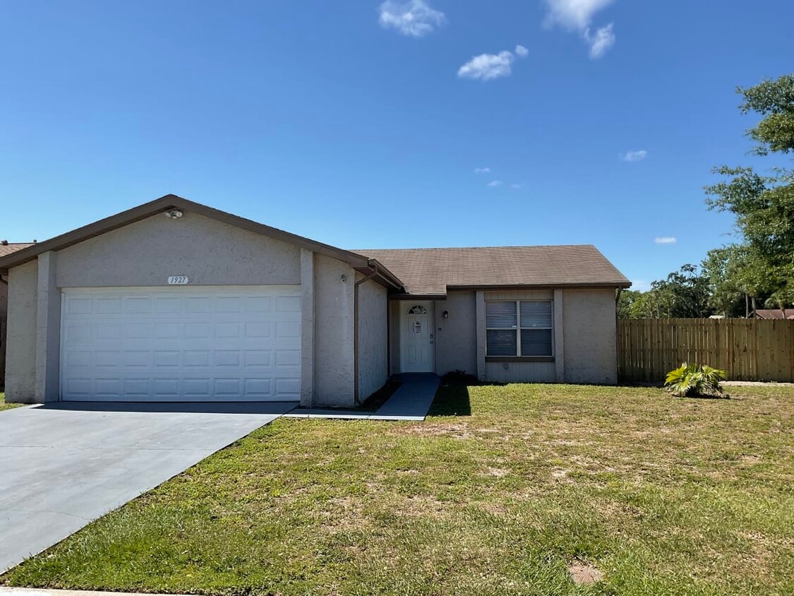 1927 Saginaw Ct House Rental in Oldsmar, FL