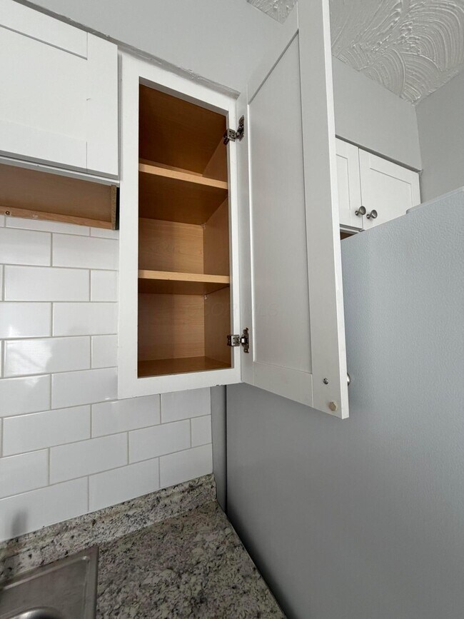 Foto del edificio - 1975 Dunbar Dr