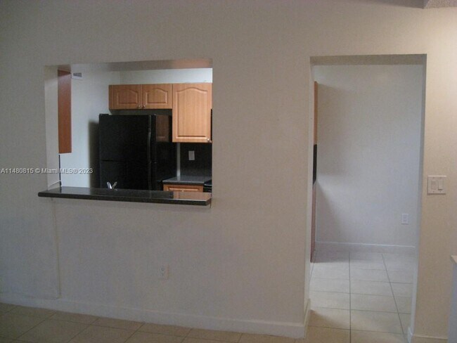 Foto del edificio - 4650 NW 97th Ct