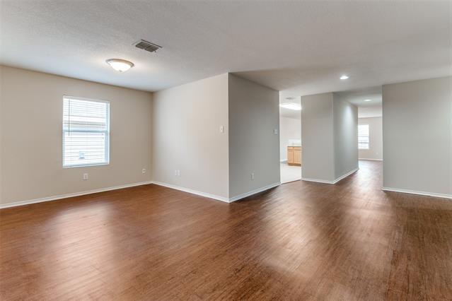 Foto del edificio - 14048 Firebush Ln