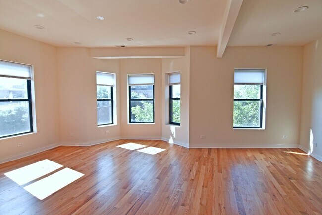 Foto del edificio - 732 W Grace St