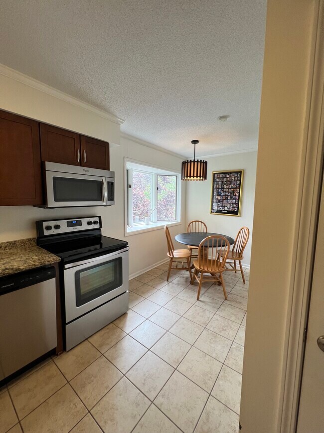 32 Racquet Club Rd Unit 32, Asheville, NC 28803 Condo for Rent in