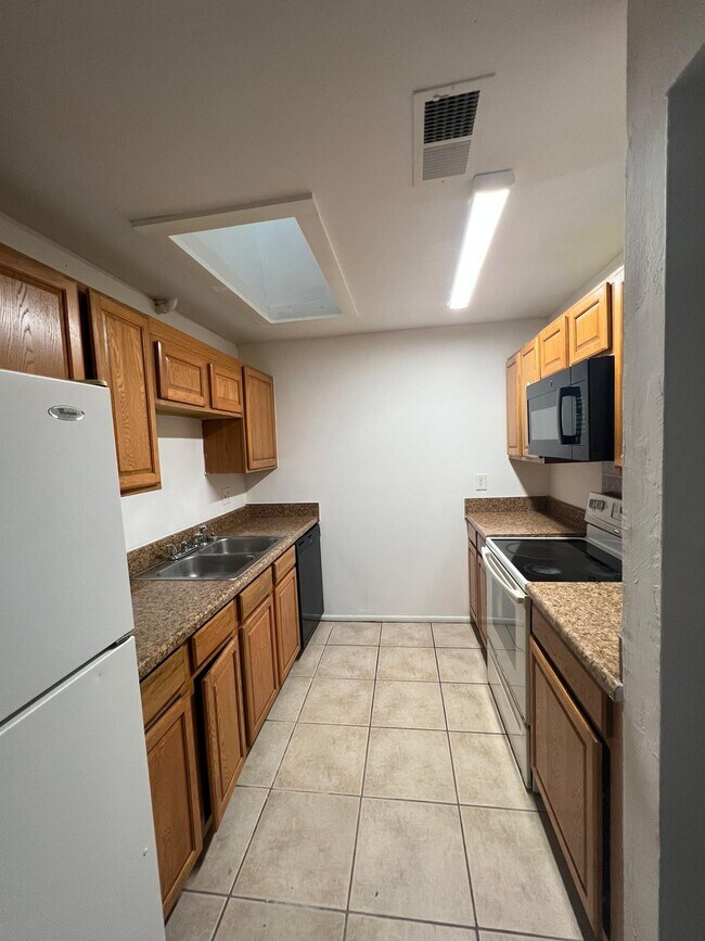 Building Photo - 4153 Spitfire Ave