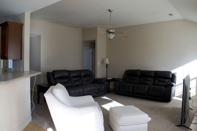 Foto del edificio - Nice 3 Bed 2 Bath House In Vanderveen Crossing!