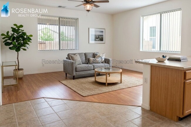 Building Photo - 8136 N Command Point Dr