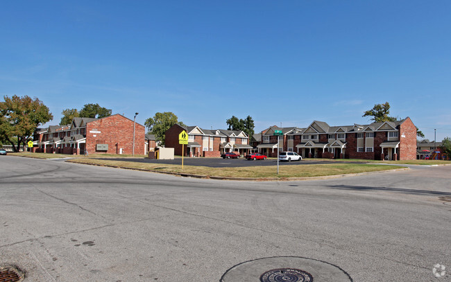 Building Photo - Riverview Park