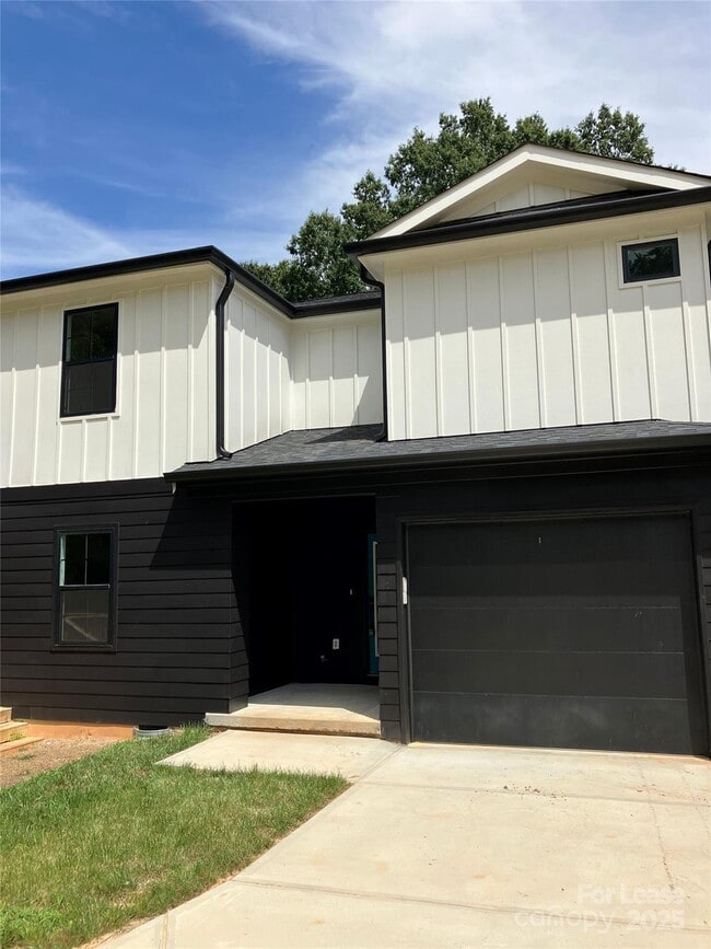 Building Photo - 19815 N Ferry St