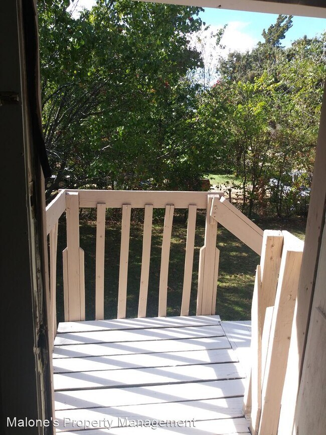 Foto del edificio - 2 br, 1 bath House - 2795 Clarke St.