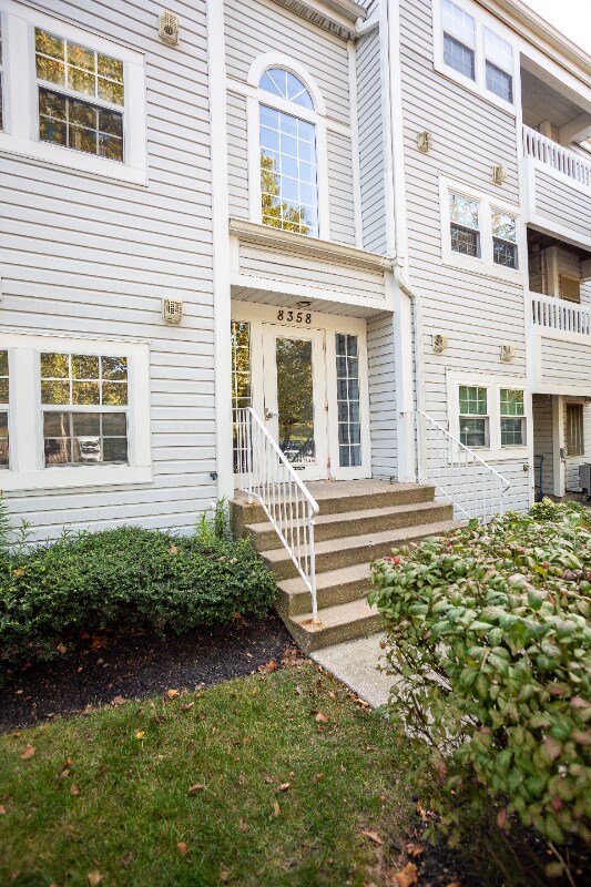 Foto del edificio - 8358 Montgomery Run Rd