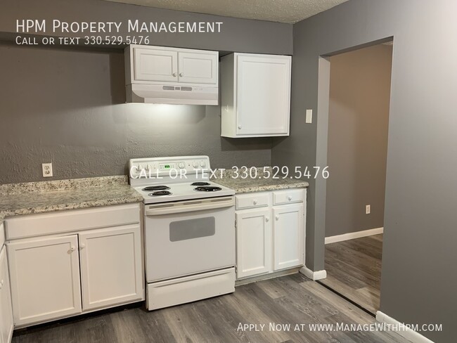 Foto del edificio - 4227 Middlebranch Ave NE