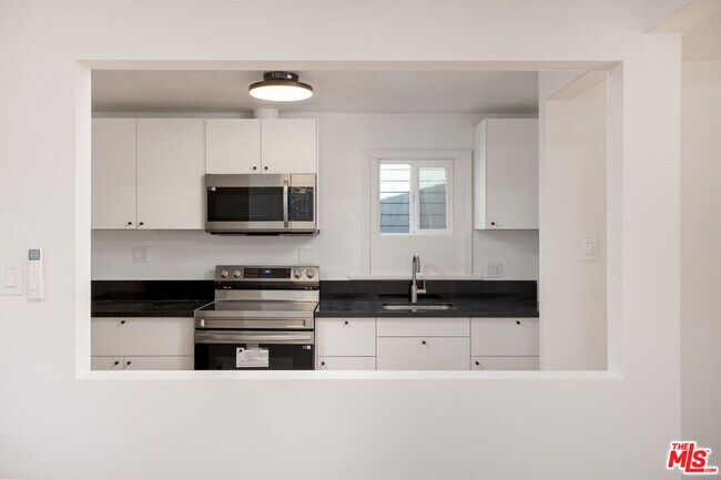 Foto del edificio - 126 Franklin Ct