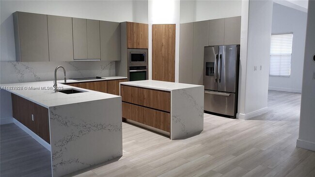 Foto del edificio - 8280 NW 28th St