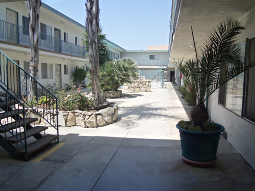 Building Photo - 13637 Cordary Ave