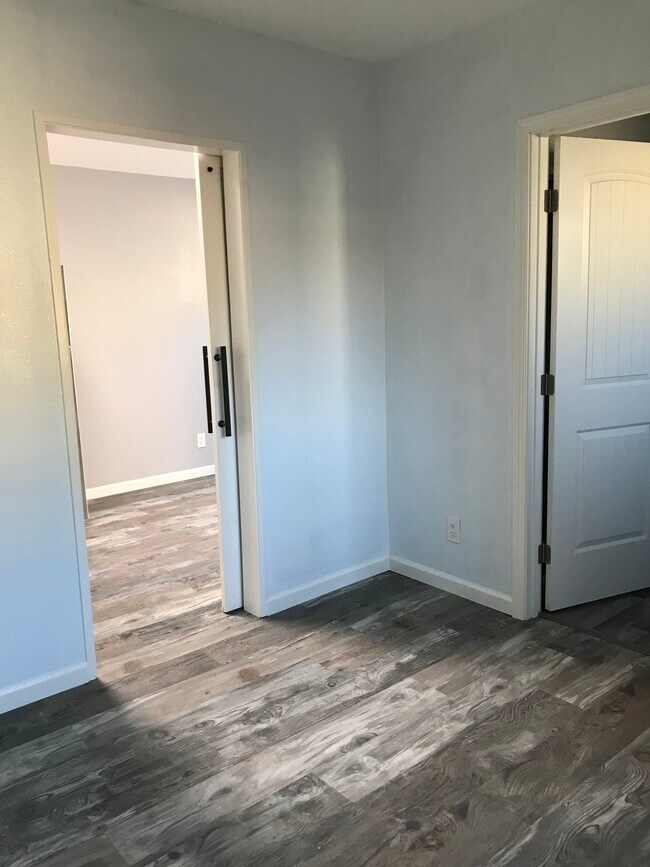 Foto del edificio - 22265 Pearce St