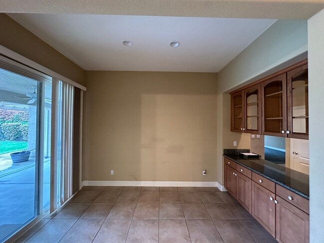 Building Photo - 3805 Mendocino Ct - Bridgeway Lakes 95695