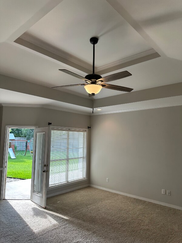 Building Photo - 5448 Henning Dr W