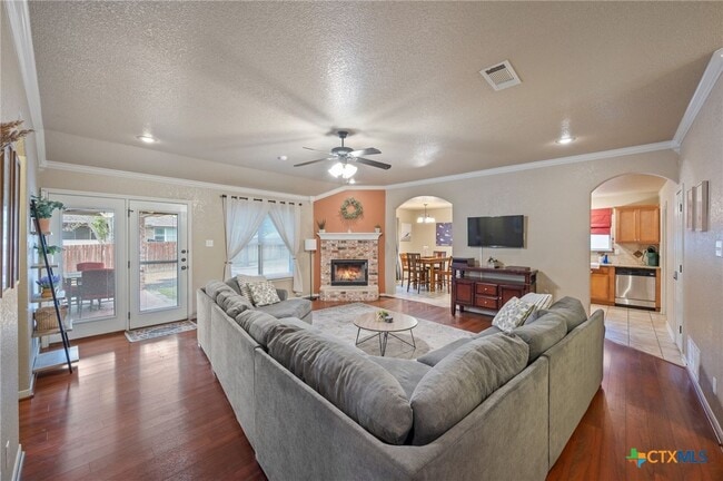 Building Photo - 3805 Republic of Texas Dr