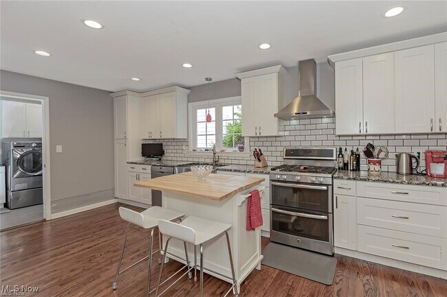 Foto del edificio - 23910 Wimbledon Rd